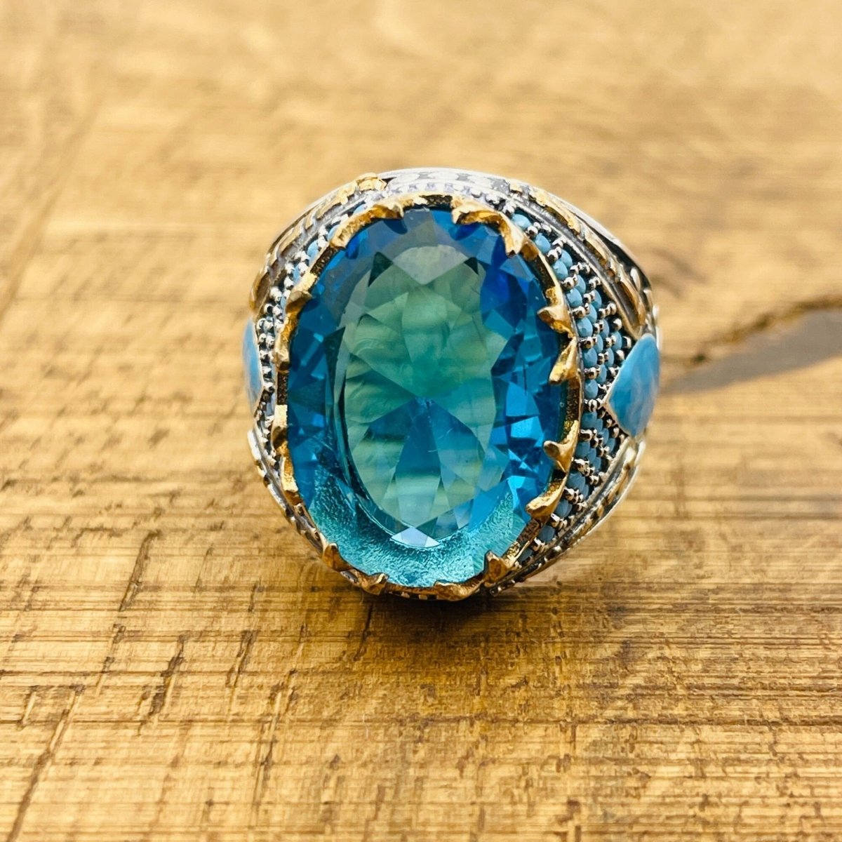 Aquamarine Oval Ring - TryAladdin