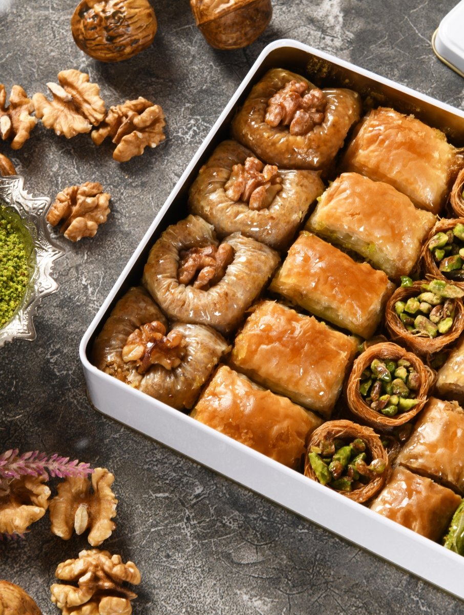 Asi | Assorted Pistachio and Walnut Baklava in Gift Metal Box - TryAladdin