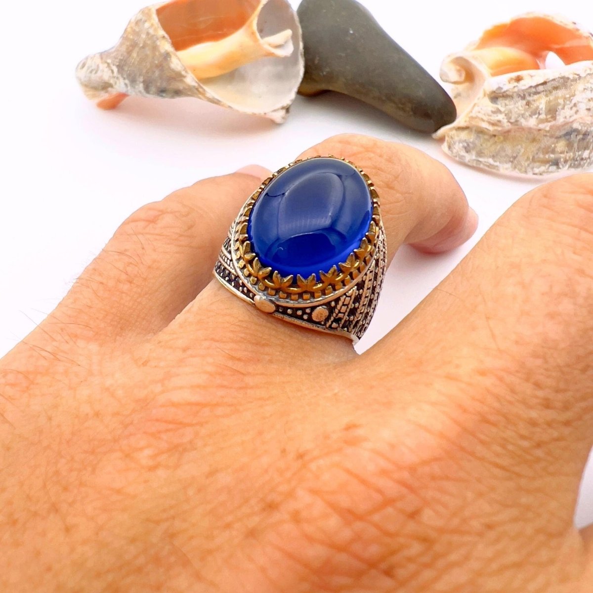 Blue Oval Sapphire Stone Men's Ring - TryAladdin