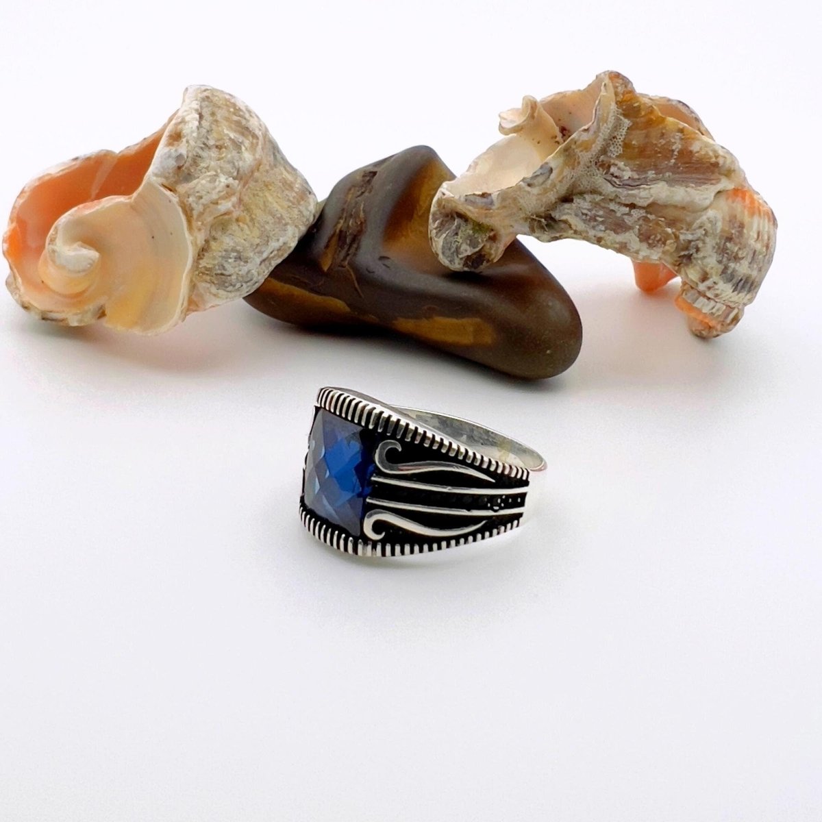 Blue Sapphire Stone Silver Ring - TryAladdin