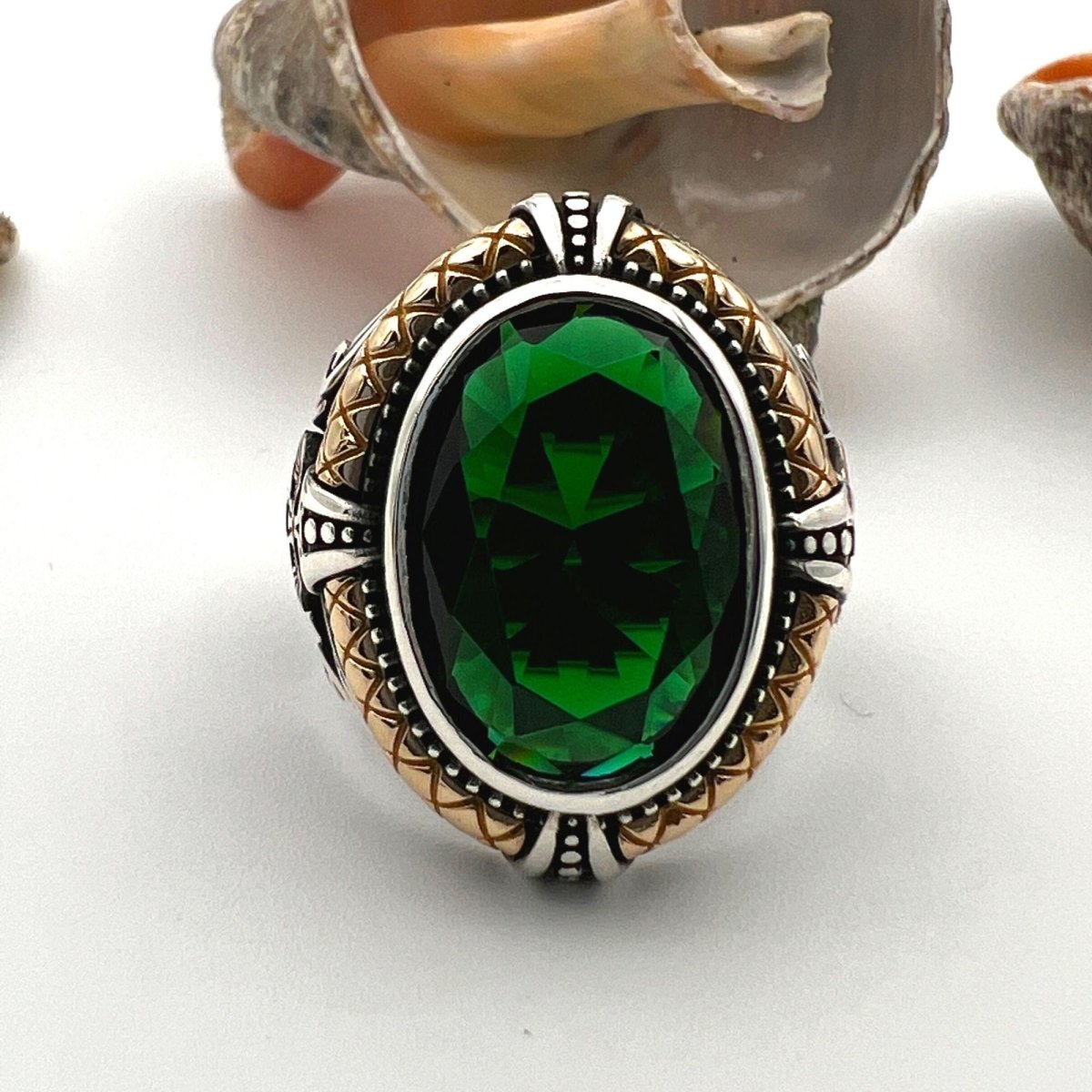 Green Emerald Stone Double Headed Eagle Silver Ring - TryAladdin