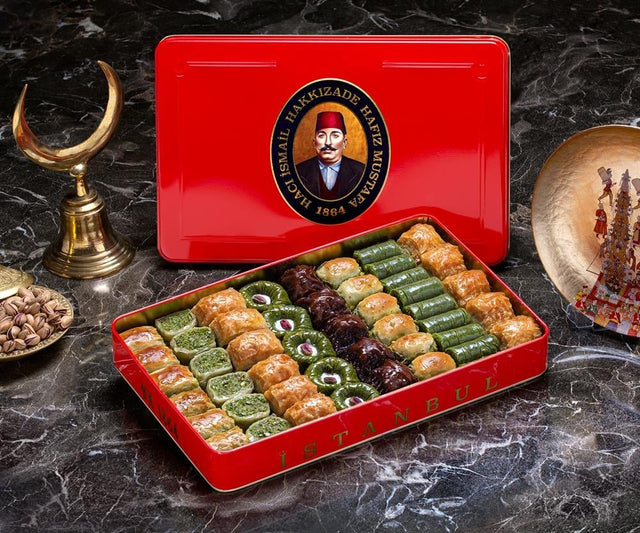 Hafiz Mustafa | Pistachio Baklava Assortment (Extra Large Box) - TryAladdin