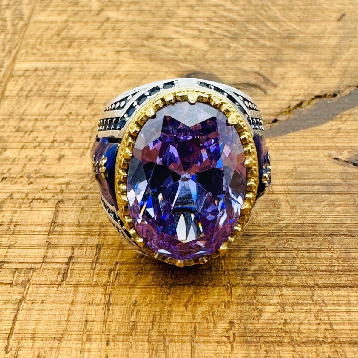 Men’s Amethyst Oval Ring - TryAladdin