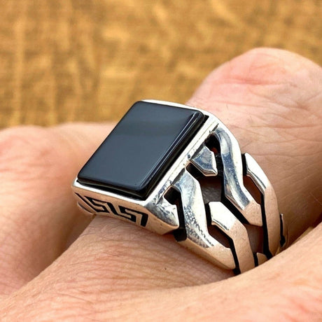 Men's Black Onyx Square Stone Silver Ring - TryAladdin