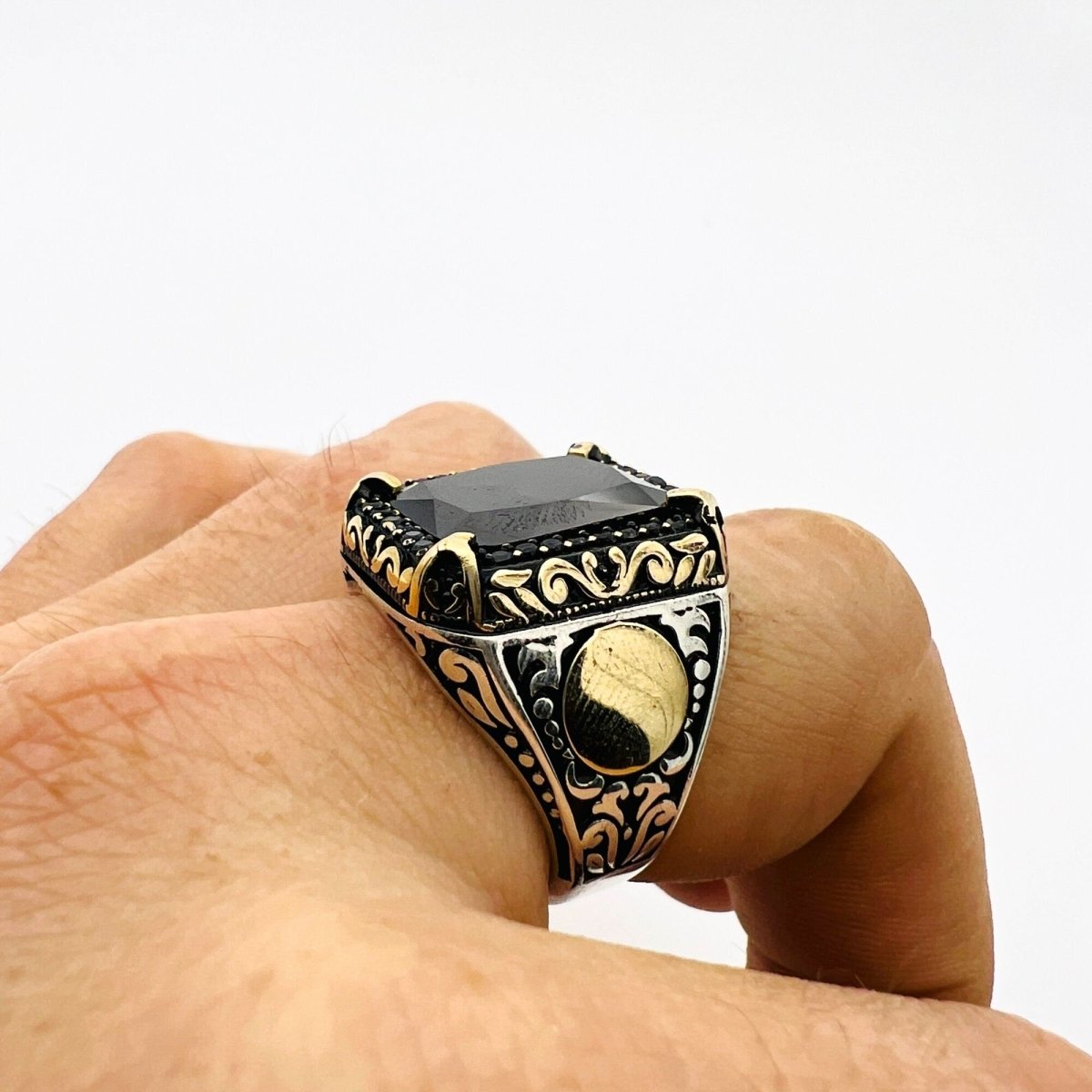 Men's Embroidered Onyx Silver Ring - TryAladdin