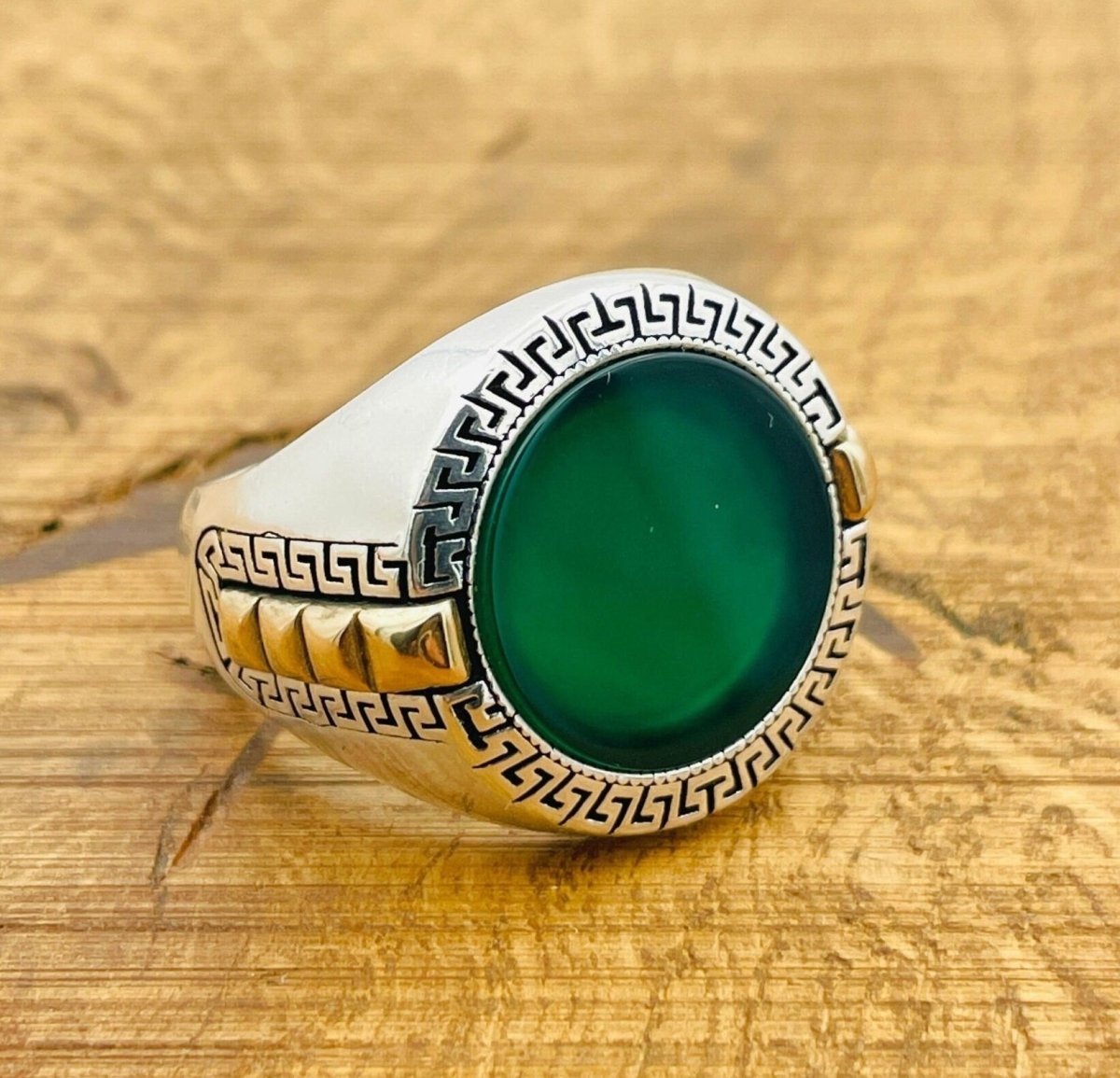 Men's Green Aqeeq Ring - TryAladdin