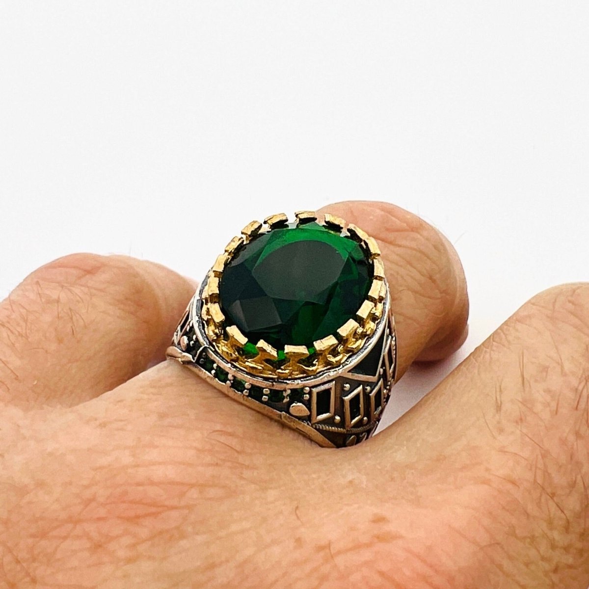 Men's Green Emerald Silver Ring - TryAladdin