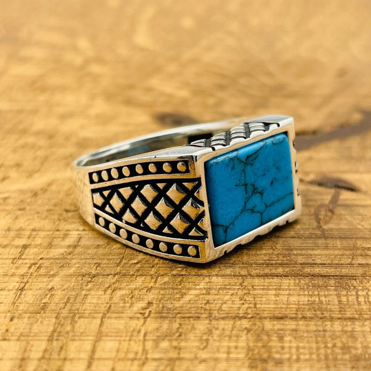 Men's Rectangle Blue Turquoise Stone Ring - TryAladdin