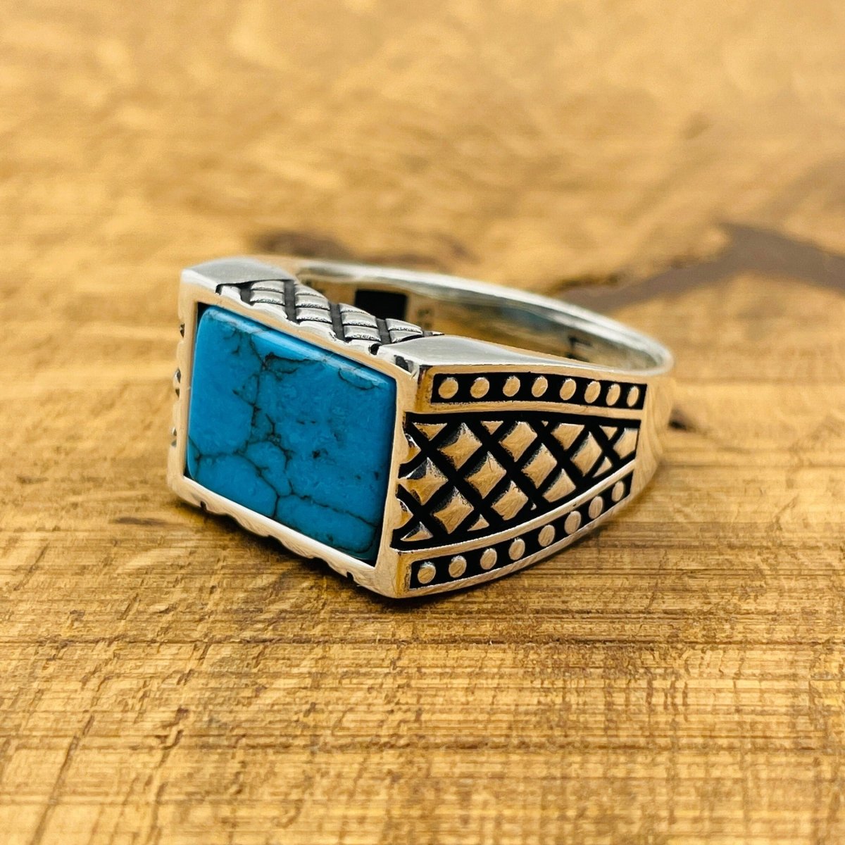 Men's Rectangle Blue Turquoise Stone Ring - TryAladdin