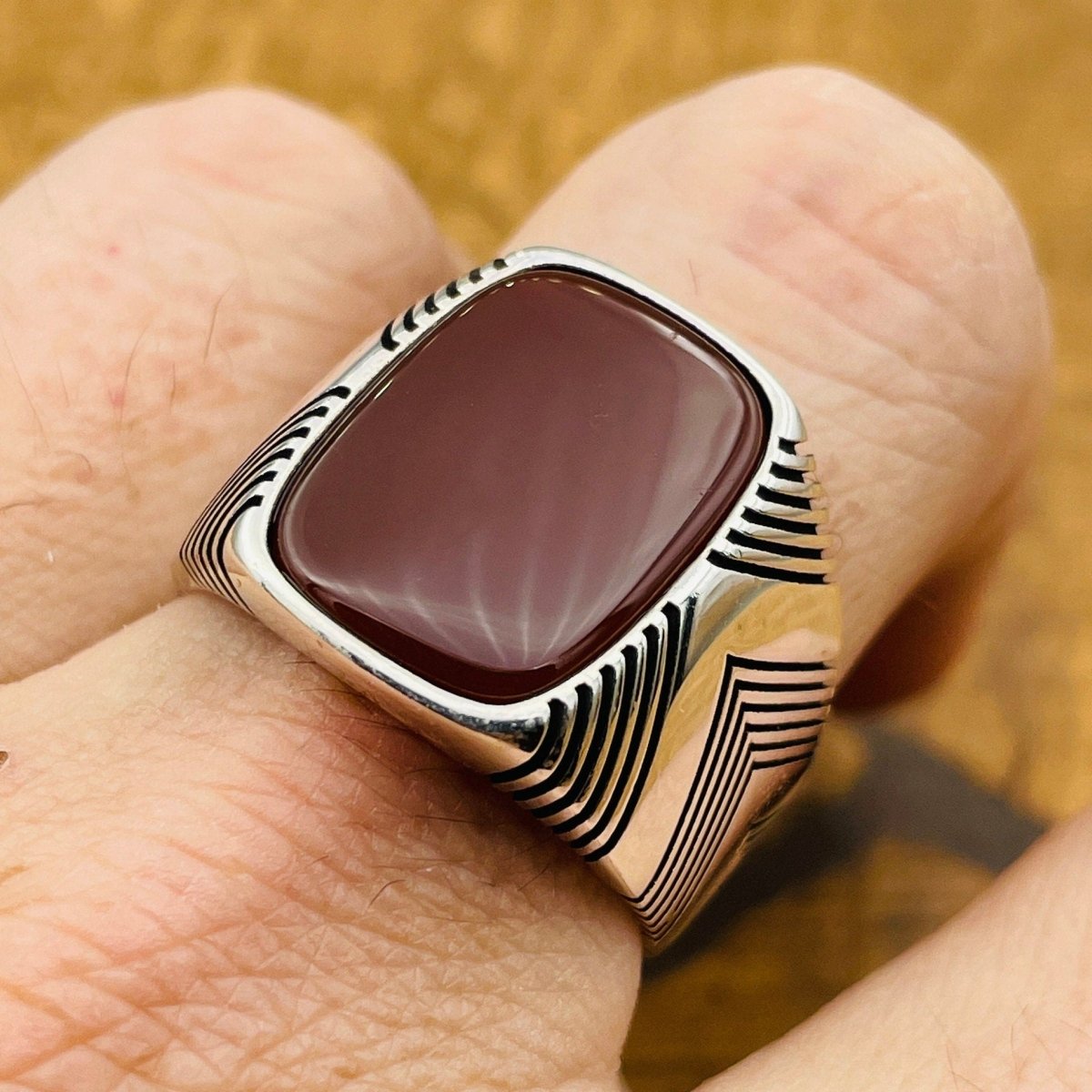 Men's Square Red Agate Silver Ring - TryAladdin