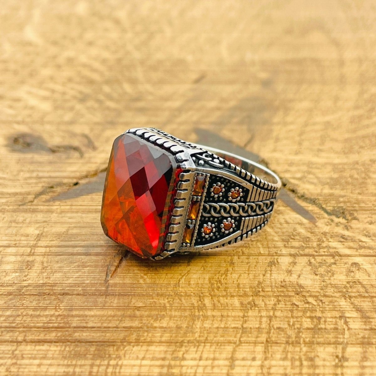 Men's Square Red Zircon Ring - TryAladdin