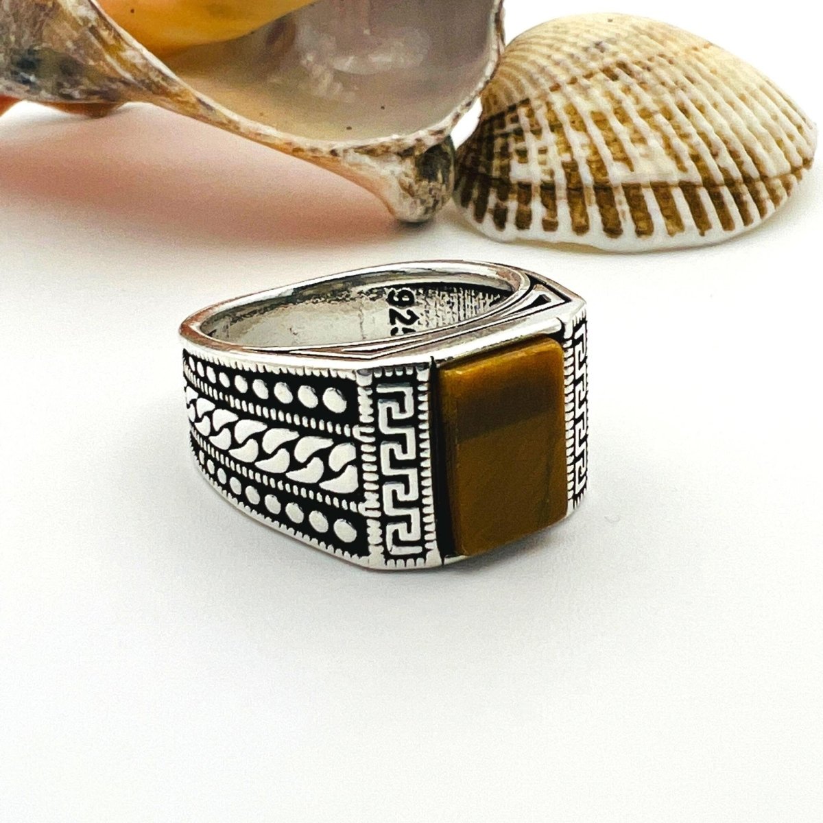 Men's Squared Tiger's Eye Stone Ring - TryAladdin