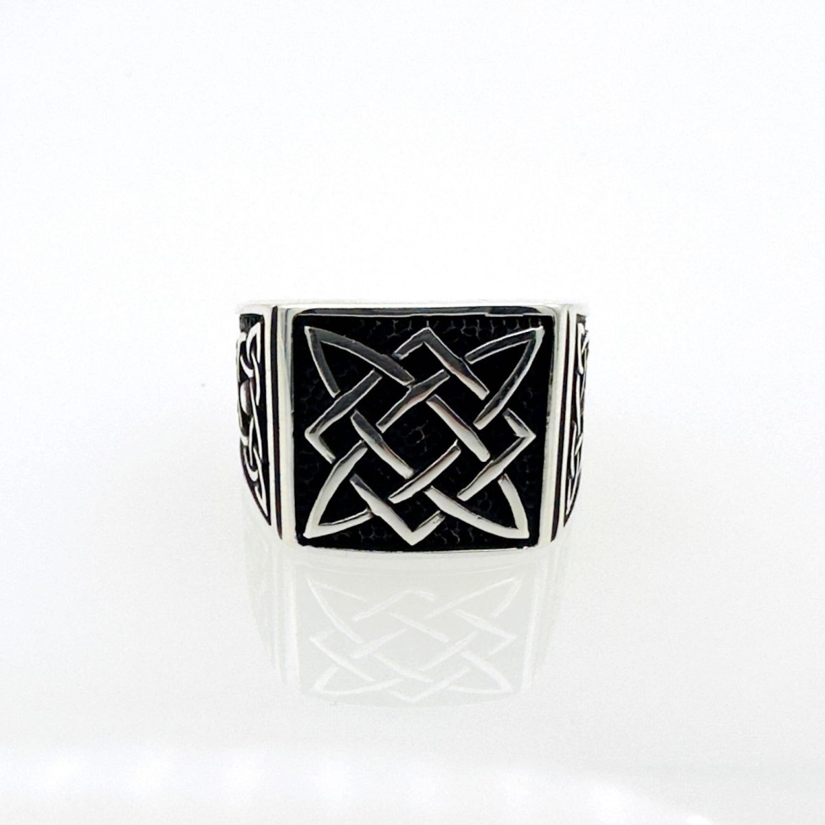 Men's Sterling Silver Handmade Ring - TryAladdin