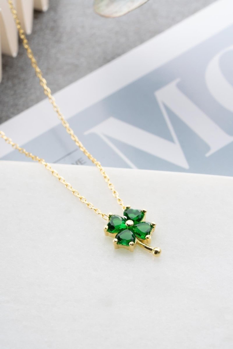 Nereze | Gold Plated Green Stone Clover Necklace - TryAladdin