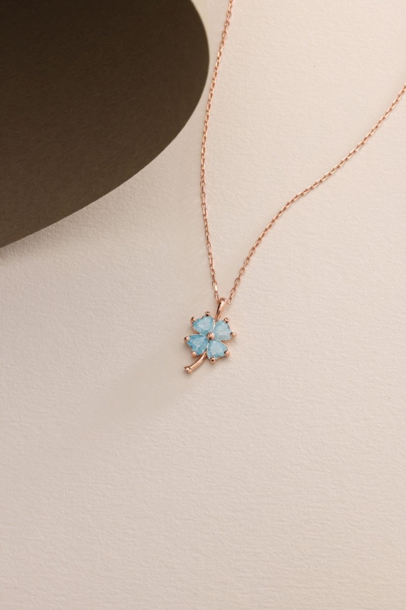 Nereze | Rose Plated 4 Leaves Blue Stone Clover Necklace - TryAladdin