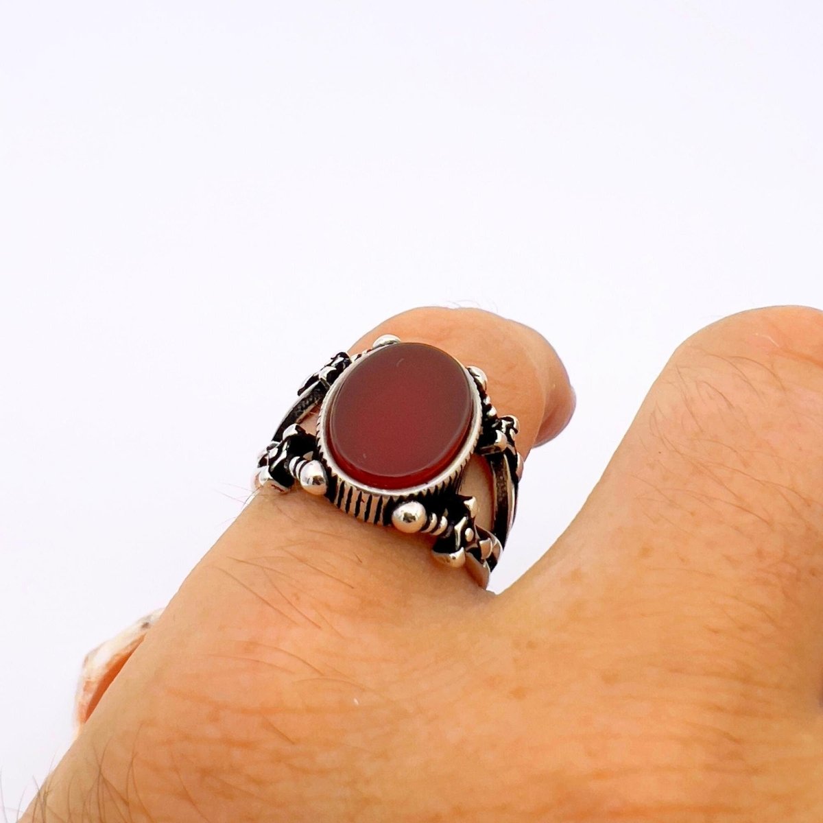 Red Agate Sword - Detail Men's Ring - TryAladdin