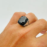 Sleek Black Onyx Men's Ring - TryAladdin