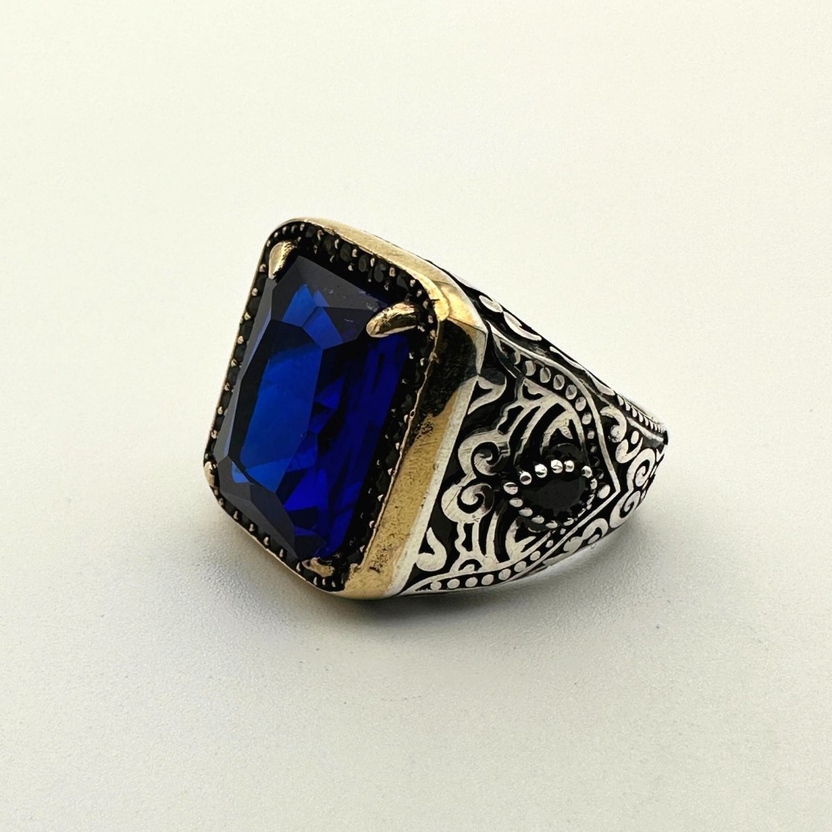 Square Blue Sapphire Stone Ring - TryAladdin