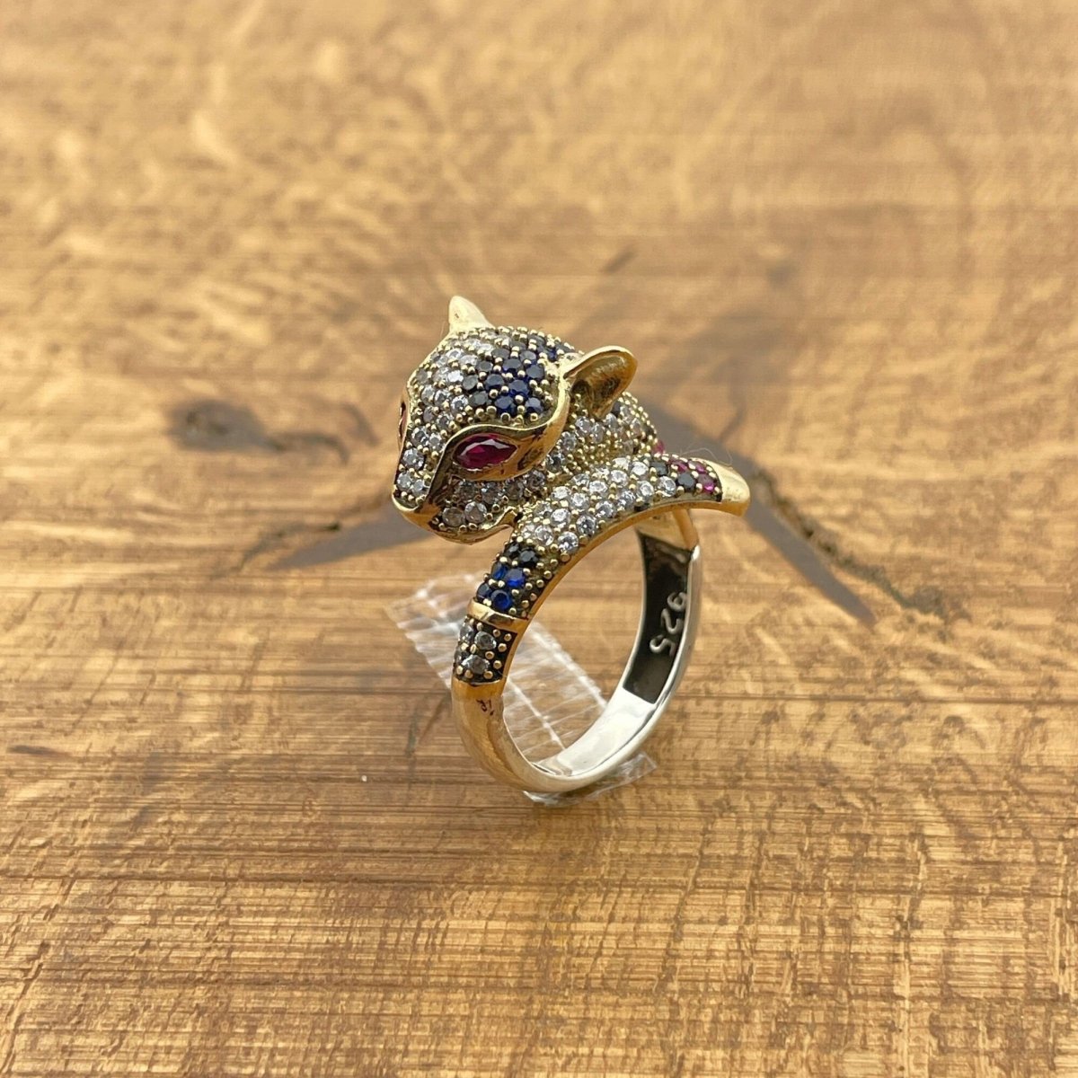 White Zircon Tiger Head Ring - TryAladdin