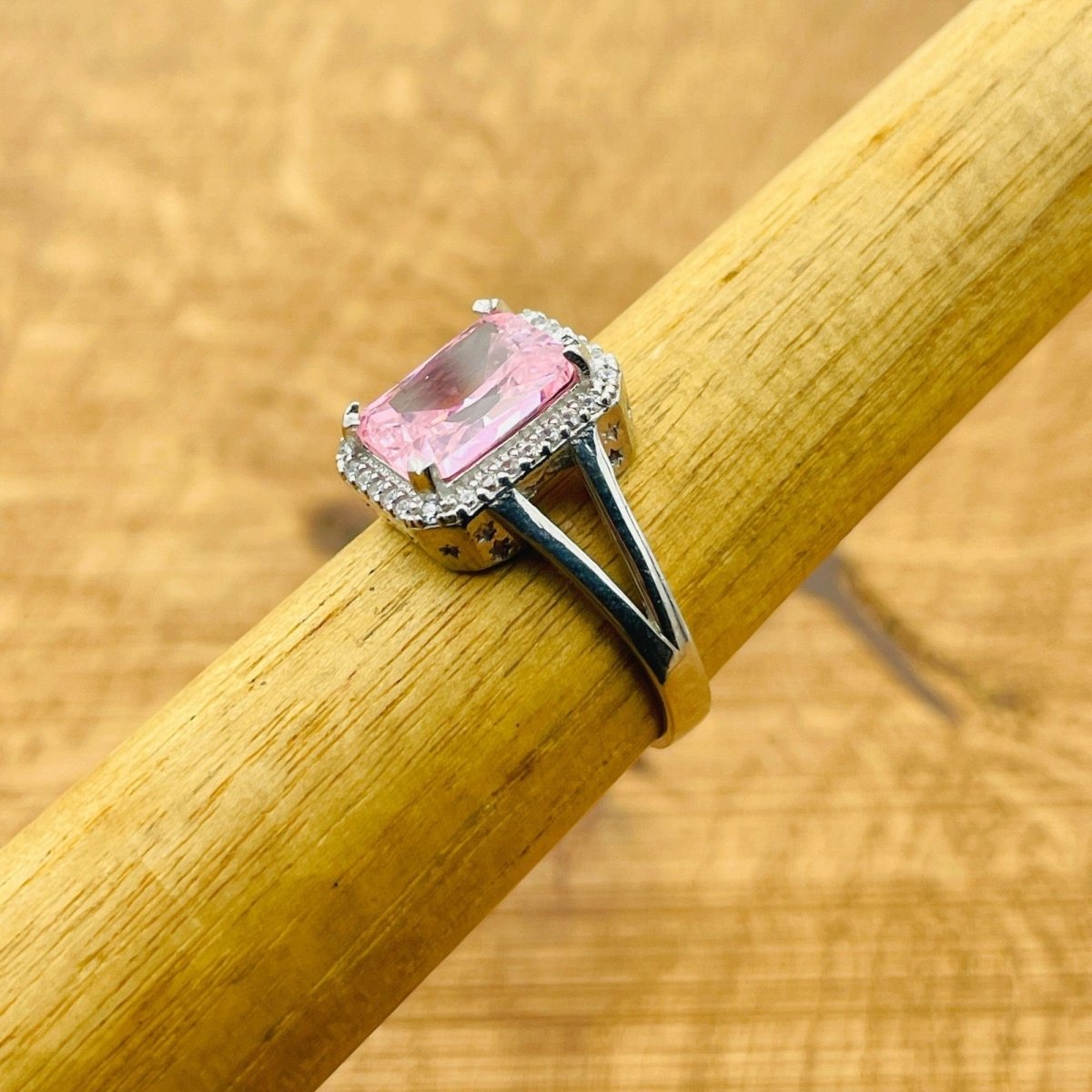 Women's Morganite Silver Ring - TryAladdin