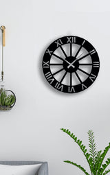 NR Dizayn | Roman Numeral Classic Metal Wall Clock - TryAladdin